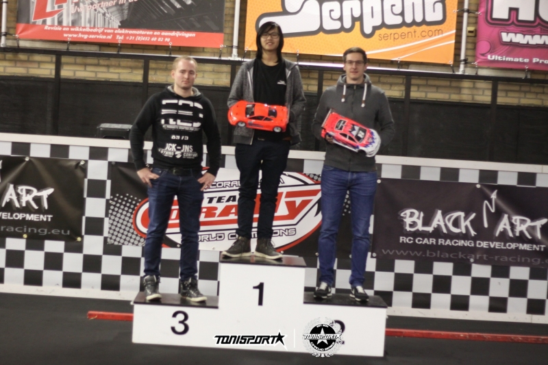TOS-2017-18-West-RD1-Limburg-125